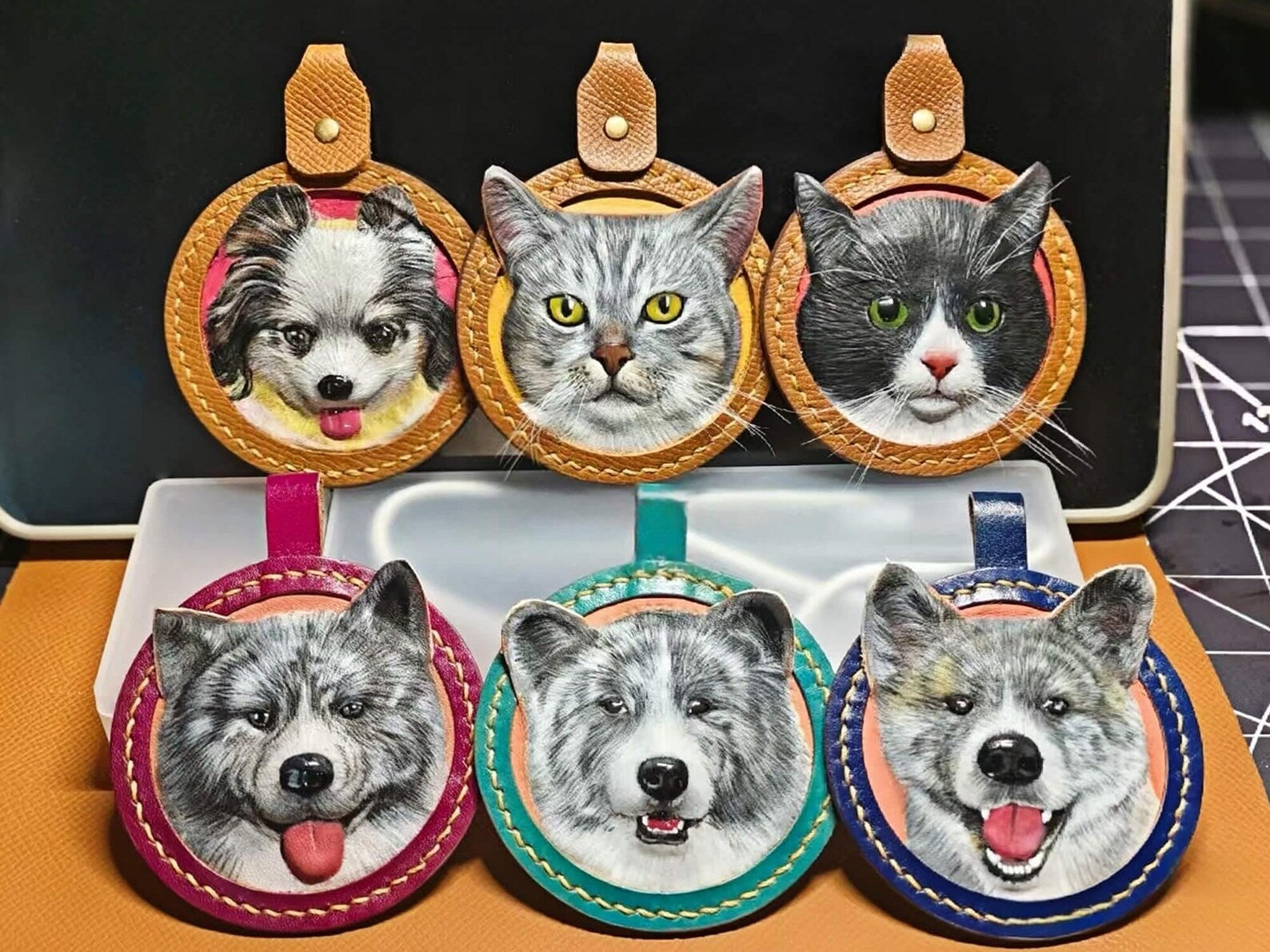 3D Custom Leather Pet Portrait Keychain | Dog Head